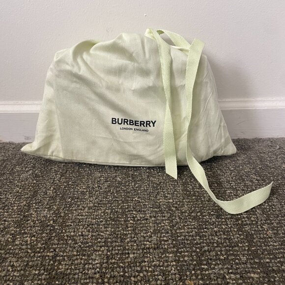 Burberry Purse, Classic print (Medium Size) - Picture 2 of 7